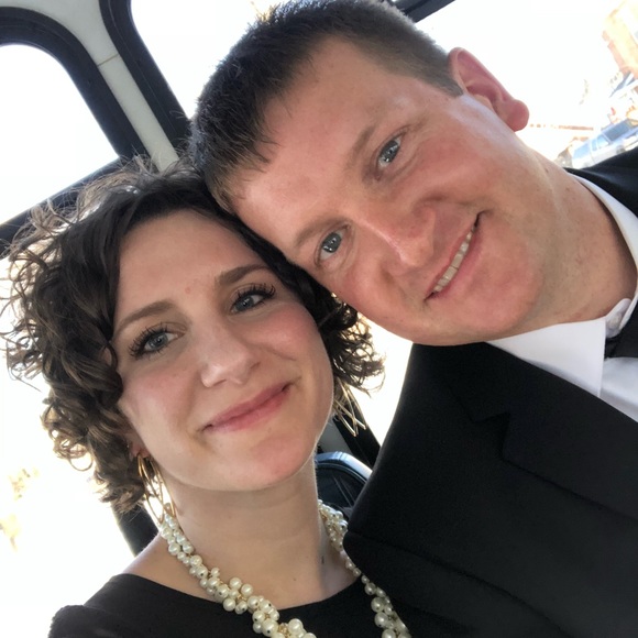 Meet your Posher, Lindsey - Picture 1 of 1